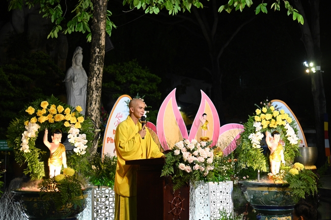 Nhóm Hiểu Và Thương: Lễ tắm Phật nhân mùa Phật đản 2025