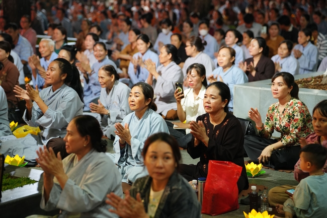 Nhóm Hiểu Và Thương: Lễ tắm Phật nhân mùa Phật đản 2025