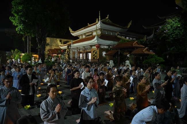 Nhóm Hiểu Và Thương: Lễ tắm Phật nhân mùa Phật đản 2025