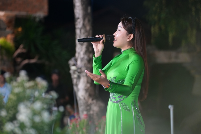 Nhóm Hiểu Và Thương: Lễ tắm Phật nhân mùa Phật đản 2025