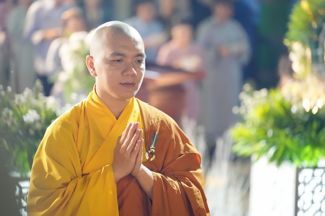 Nhóm Hiểu Và Thương: Lễ tắm Phật nhân mùa Phật đản 2025