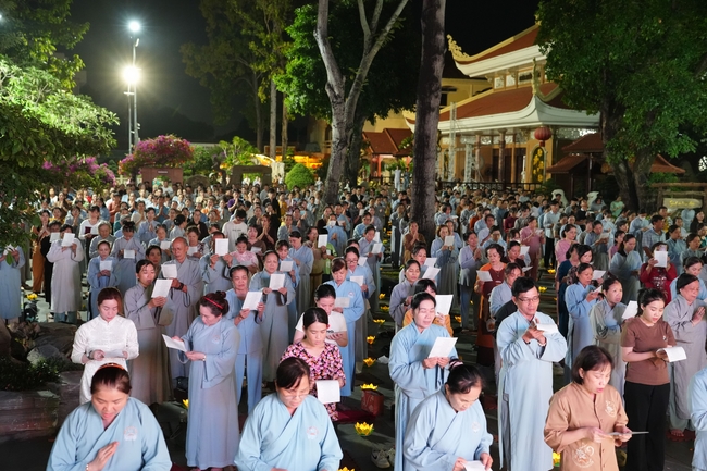 Nhóm Hiểu Và Thương: Lễ tắm Phật nhân mùa Phật đản 2025