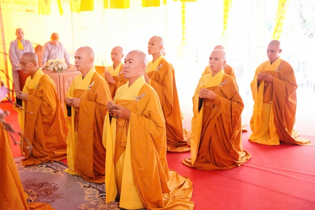 Lễ viếng tang lễ cố Ni trưởng Thích Nữ Diệu Nghĩa