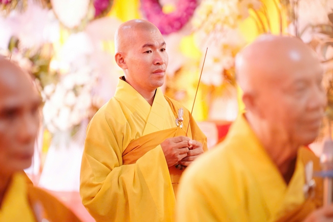 Lễ viếng tang lễ cố Ni trưởng Thích Nữ Diệu Nghĩa