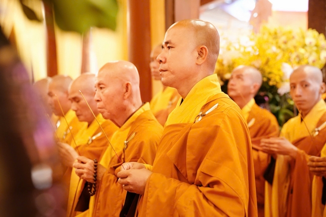 Lễ viếng tang lễ cố Ni trưởng Thích Nữ Diệu Nghĩa