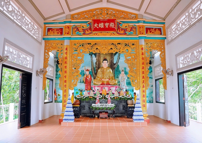 Buddha's Birthday Ceremony of Buddha Calendar 2569 - Solar calendar 2025 at Bao Quang Pagoda
