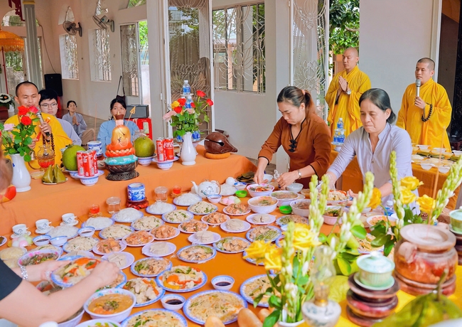 Buddha's Birthday Ceremony of Buddha Calendar 2569 - Solar calendar 2025 at Bao Quang Pagoda