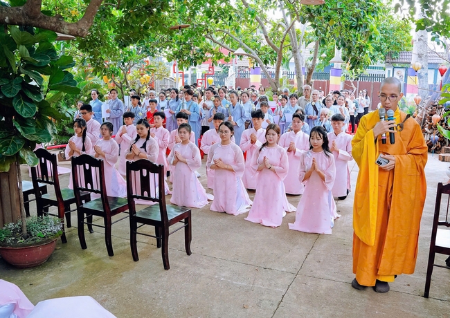 Buddha's Birthday Ceremony of Buddha Calendar 2569 - Solar calendar 2025 at Bao Quang Pagoda