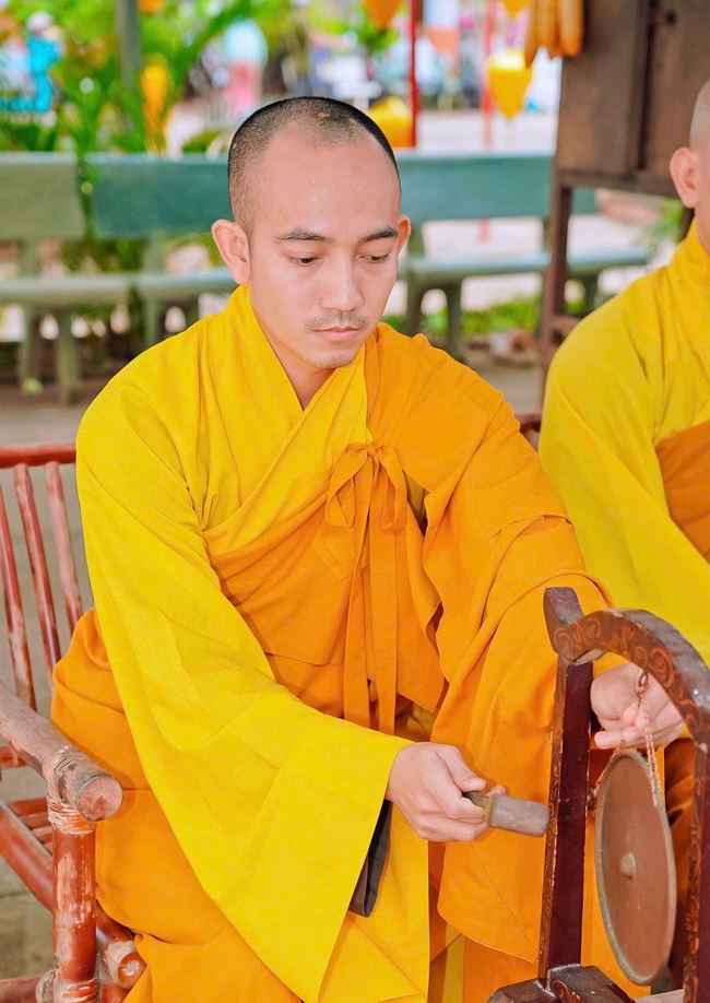 Buddha's Birthday Ceremony of Buddha Calendar 2569 - Solar calendar 2025 at Bao Quang Pagoda