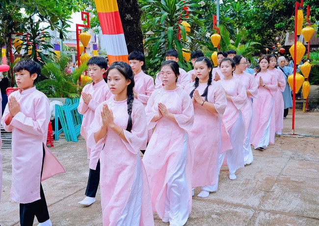 Buddha's Birthday Ceremony of Buddha Calendar 2569 - Solar calendar 2025 at Bao Quang Pagoda