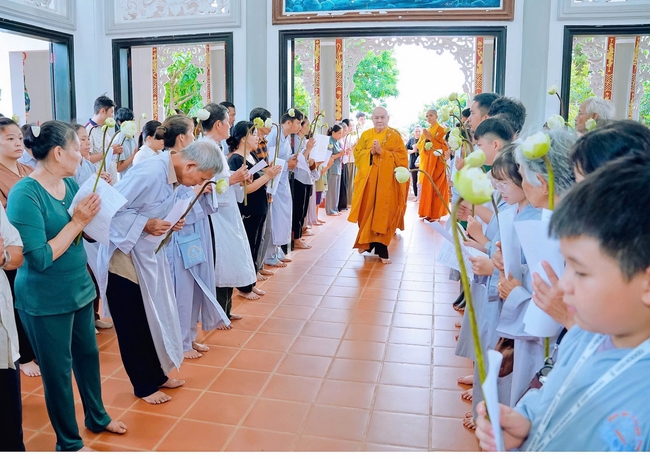 Buddha's Birthday Ceremony of Buddha Calendar 2569 - Solar calendar 2025 at Bao Quang Pagoda