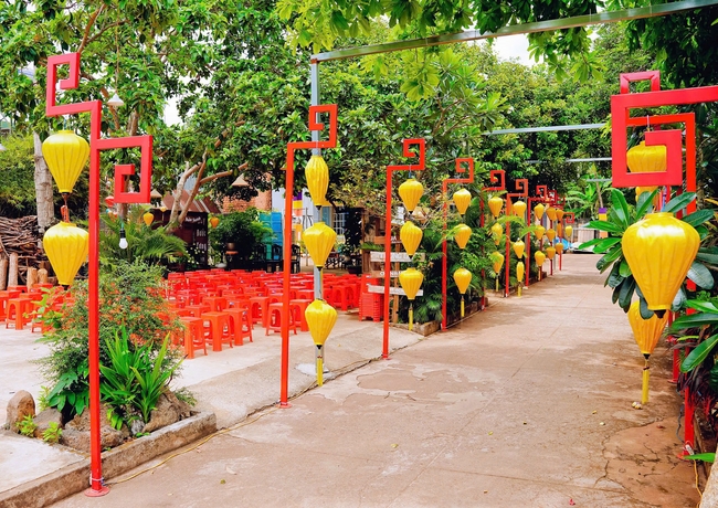 Buddha's Birthday Ceremony of Buddha Calendar 2569 - Solar calendar 2025 at Bao Quang Pagoda