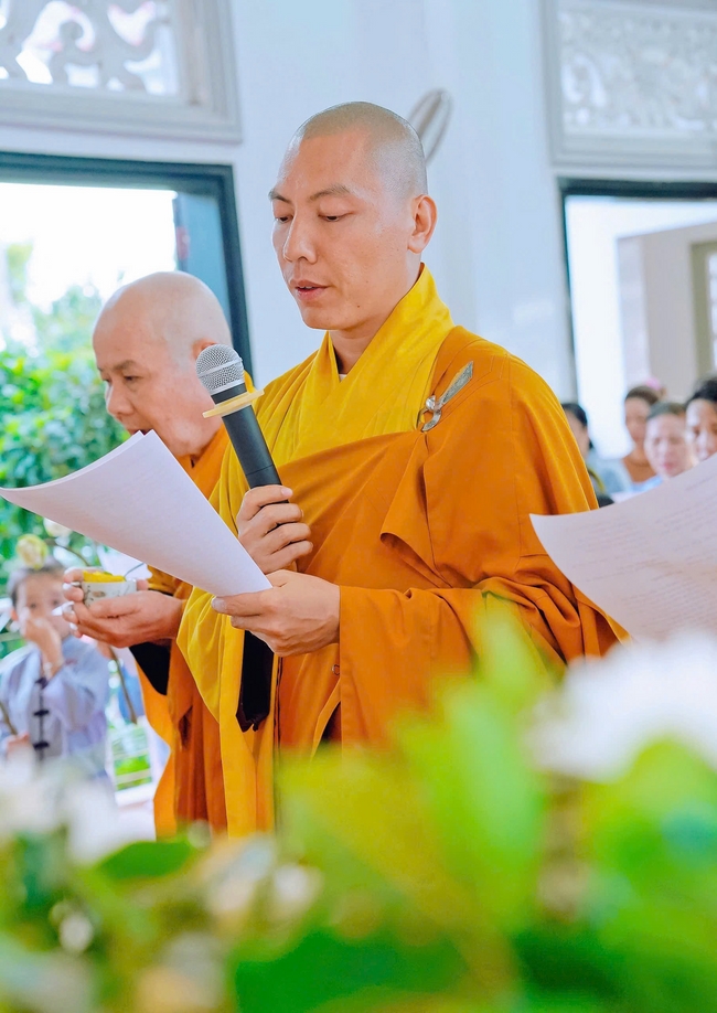 Buddha's Birthday Ceremony of Buddha Calendar 2569 - Solar calendar 2025 at Bao Quang Pagoda