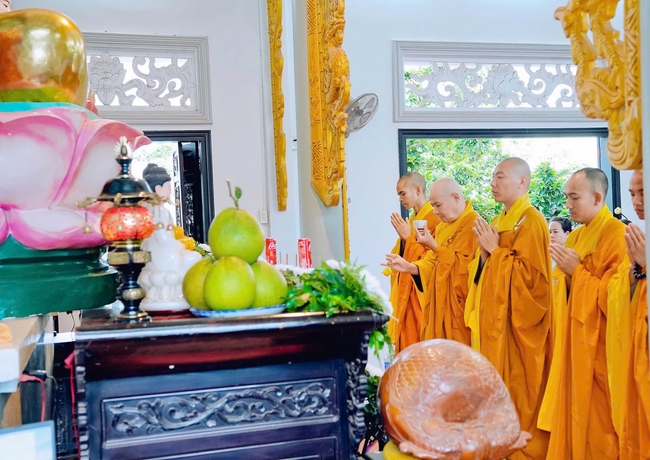 Buddha's Birthday Ceremony of Buddha Calendar 2569 - Solar calendar 2025 at Bao Quang Pagoda