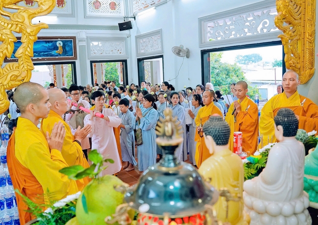 Buddha's Birthday Ceremony of Buddha Calendar 2569 - Solar calendar 2025 at Bao Quang Pagoda