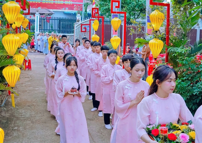 Buddha's Birthday Ceremony of Buddha Calendar 2569 - Solar calendar 2025 at Bao Quang Pagoda