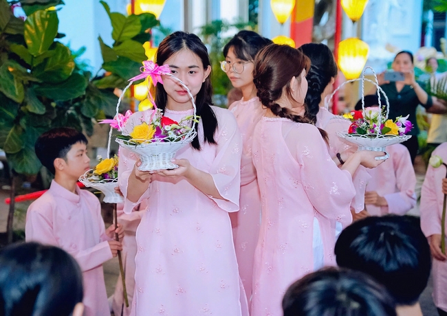 Buddha's Birthday Ceremony of Buddha Calendar 2569 - Solar calendar 2025 at Bao Quang Pagoda