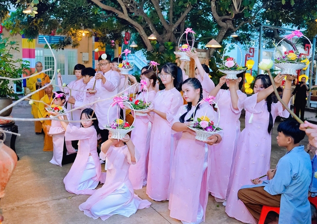 Buddha's Birthday Ceremony of Buddha Calendar 2569 - Solar calendar 2025 at Bao Quang Pagoda