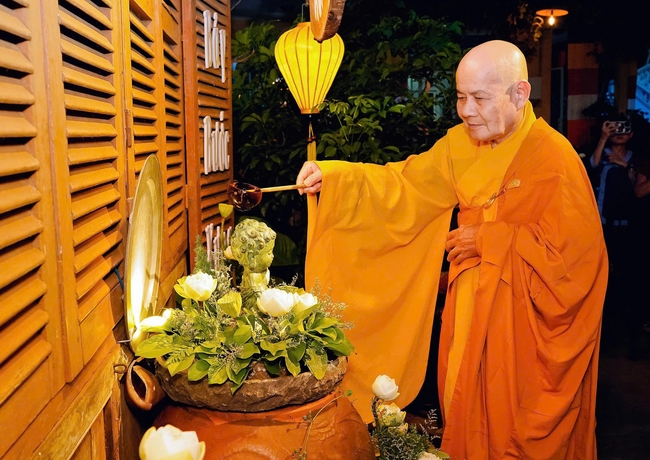 Buddha's Birthday Ceremony of Buddha Calendar 2569 - Solar calendar 2025 at Bao Quang Pagoda