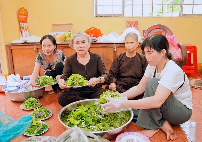 Buddha's Birthday Ceremony of Buddha Calendar 2569 - Solar calendar 2025 at Bao Quang Pagoda