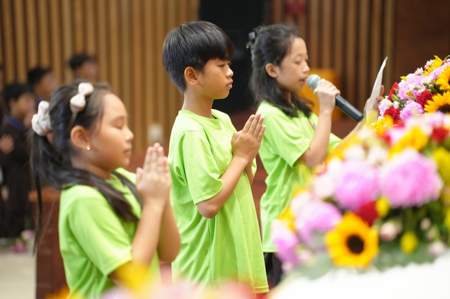 Khai khóa Khoá tu thiếu nhi– Xuất gia gieo duyên, chủ đề “Đóa hoa tâm”