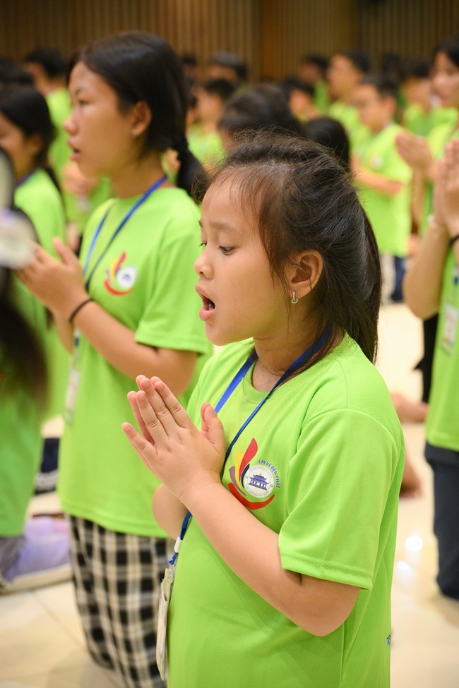 Khai khóa Khoá tu thiếu nhi– Xuất gia gieo duyên, chủ đề “Đóa hoa tâm”
