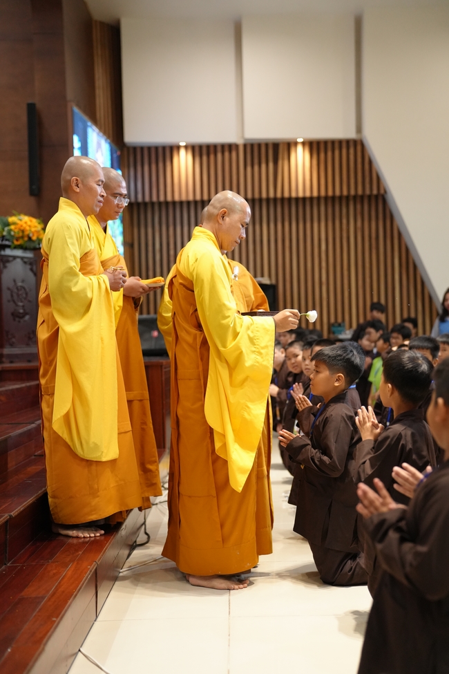 Khai khóa Khoá tu thiếu nhi– Xuất gia gieo duyên, chủ đề “Đóa hoa tâm”