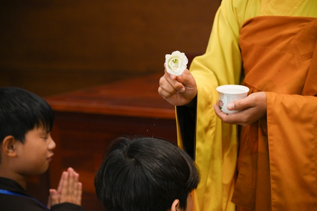 Khai khóa Khoá tu thiếu nhi– Xuất gia gieo duyên, chủ đề “Đóa hoa tâm”