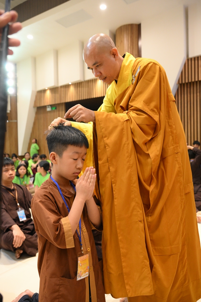 Khai khóa Khoá tu thiếu nhi– Xuất gia gieo duyên, chủ đề “Đóa hoa tâm”