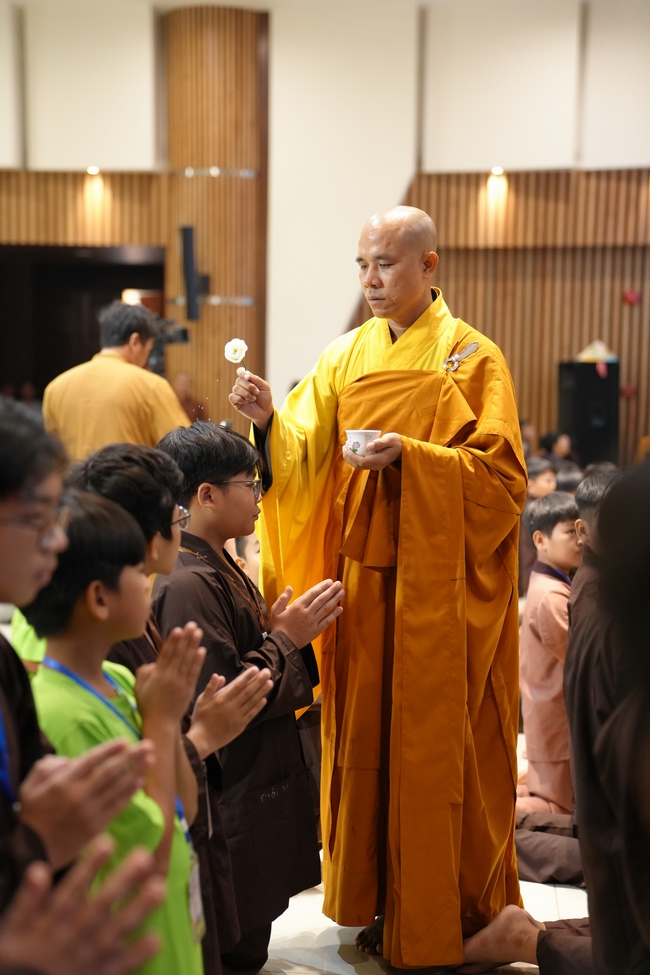 Khai khóa Khoá tu thiếu nhi– Xuất gia gieo duyên, chủ đề “Đóa hoa tâm”