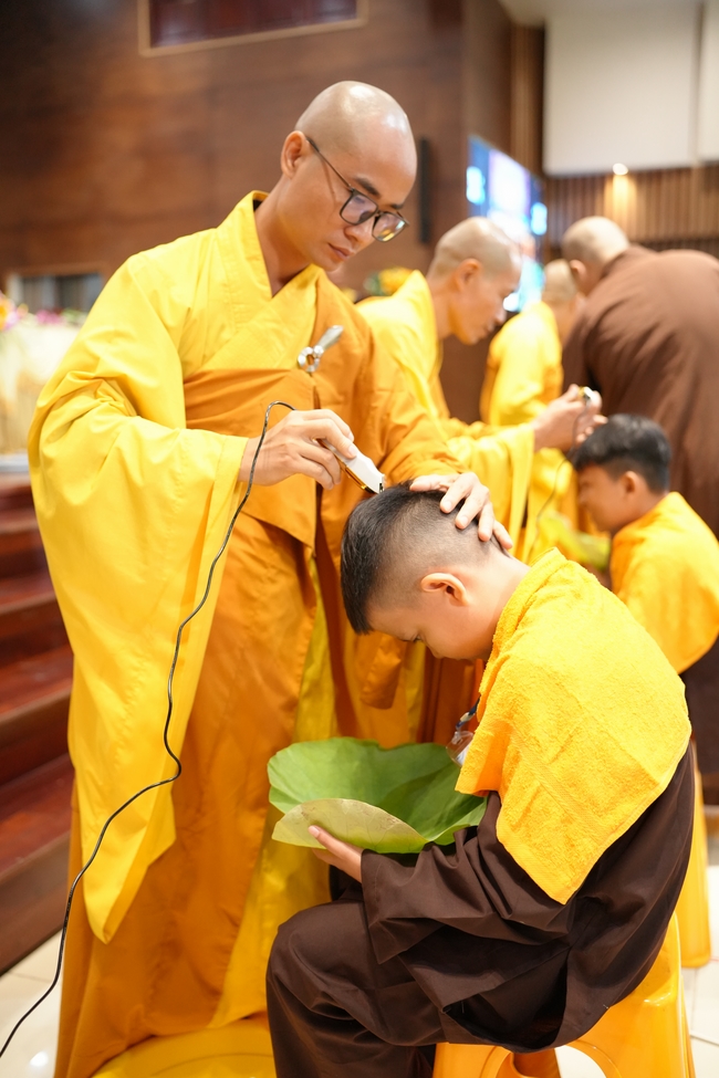 Khai khóa Khoá tu thiếu nhi– Xuất gia gieo duyên, chủ đề “Đóa hoa tâm”