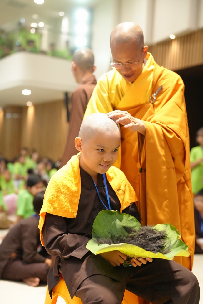 Khai khóa Khoá tu thiếu nhi– Xuất gia gieo duyên, chủ đề “Đóa hoa tâm”