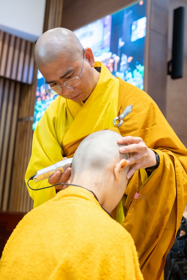 Khai khóa Khoá tu thiếu nhi– Xuất gia gieo duyên, chủ đề “Đóa hoa tâm”