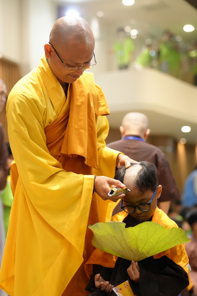 Khai khóa Khoá tu thiếu nhi– Xuất gia gieo duyên, chủ đề “Đóa hoa tâm”