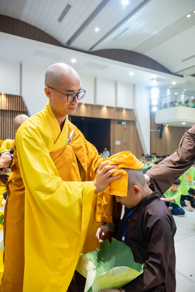 Khai khóa Khoá tu thiếu nhi– Xuất gia gieo duyên, chủ đề “Đóa hoa tâm”