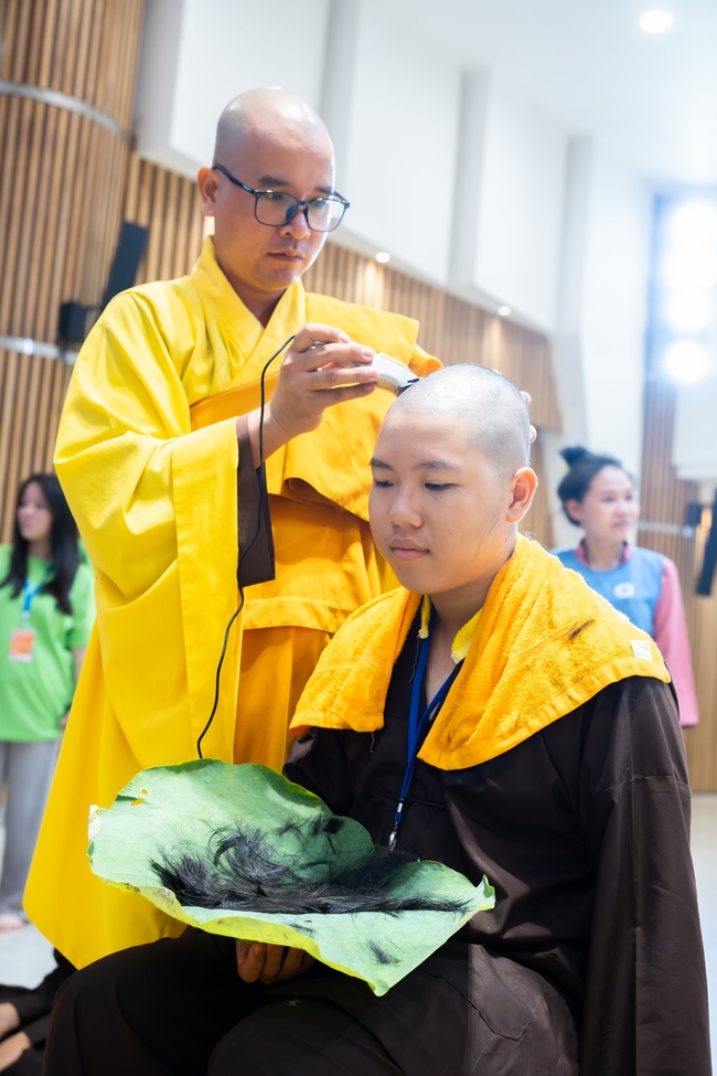 Khai khóa Khoá tu thiếu nhi– Xuất gia gieo duyên, chủ đề “Đóa hoa tâm”