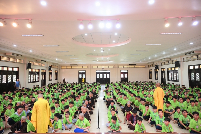 Khai khóa Khoá tu thiếu nhi– Xuất gia gieo duyên, chủ đề “Đóa hoa tâm”