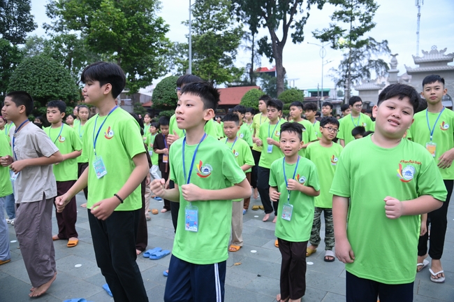 Khai khóa Khoá tu thiếu nhi– Xuất gia gieo duyên, chủ đề “Đóa hoa tâm”