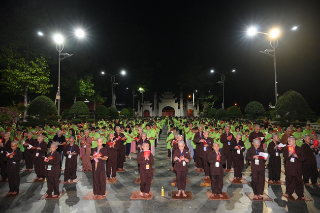 Khai khóa Khoá tu thiếu nhi– Xuất gia gieo duyên, chủ đề “Đóa hoa tâm”