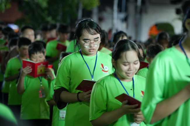 Khai khóa Khoá tu thiếu nhi– Xuất gia gieo duyên, chủ đề “Đóa hoa tâm”