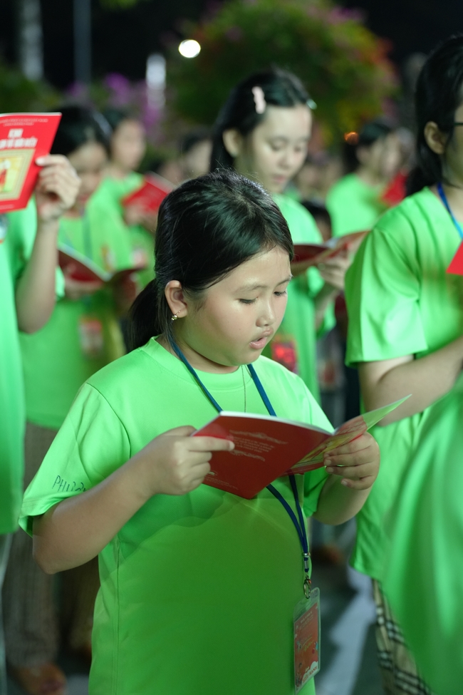 Khai khóa Khoá tu thiếu nhi– Xuất gia gieo duyên, chủ đề “Đóa hoa tâm”