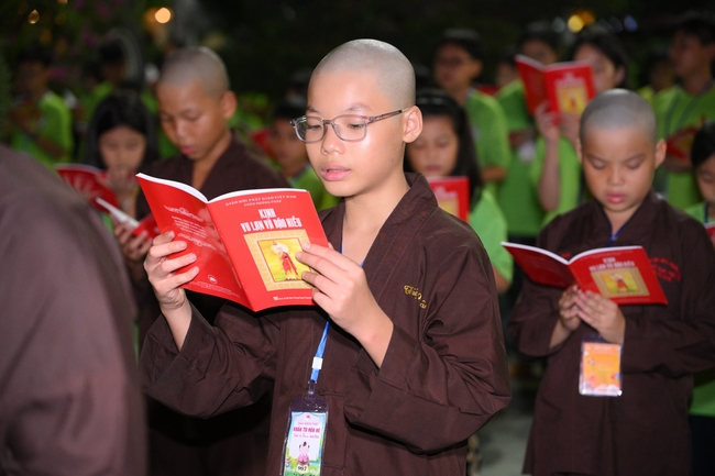 Khai khóa Khoá tu thiếu nhi– Xuất gia gieo duyên, chủ đề “Đóa hoa tâm”