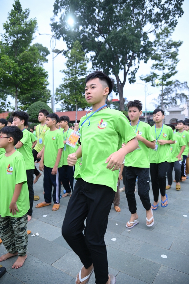 Khai khóa Khoá tu thiếu nhi– Xuất gia gieo duyên, chủ đề “Đóa hoa tâm”