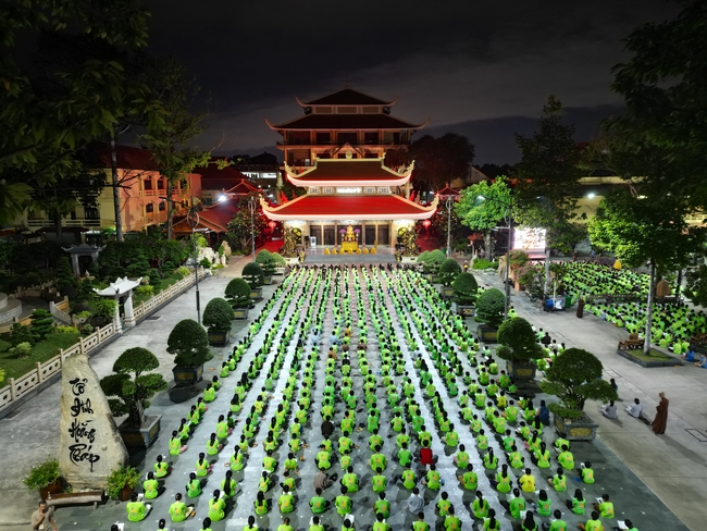 Khai khóa Khoá tu thiếu nhi– Xuất gia gieo duyên, chủ đề “Đóa hoa tâm”