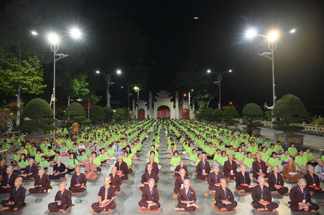 Khai khóa Khoá tu thiếu nhi– Xuất gia gieo duyên, chủ đề “Đóa hoa tâm”