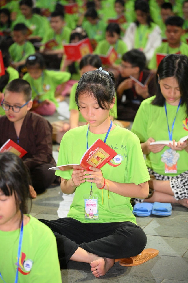 Khai khóa Khoá tu thiếu nhi– Xuất gia gieo duyên, chủ đề “Đóa hoa tâm”