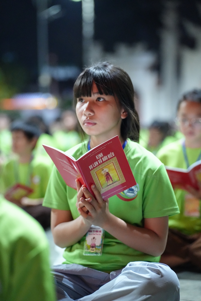 Khai khóa Khoá tu thiếu nhi– Xuất gia gieo duyên, chủ đề “Đóa hoa tâm”