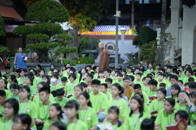 Khai khóa Khoá tu thiếu nhi– Xuất gia gieo duyên, chủ đề “Đóa hoa tâm”
