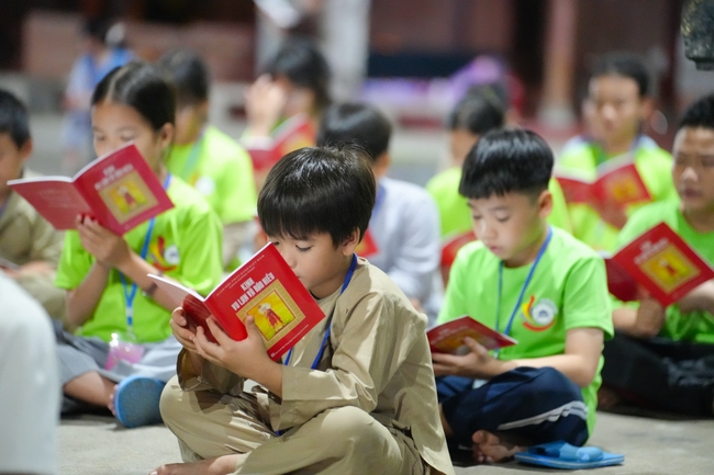 Khai khóa Khoá tu thiếu nhi– Xuất gia gieo duyên, chủ đề “Đóa hoa tâm”