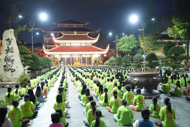 Khai khóa Khoá tu thiếu nhi– Xuất gia gieo duyên, chủ đề “Đóa hoa tâm”